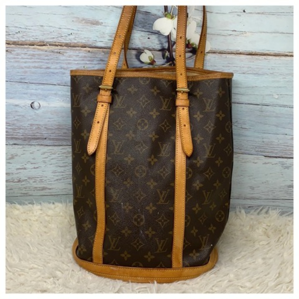 Authentic Louis Vuitton Bucket Shoulder